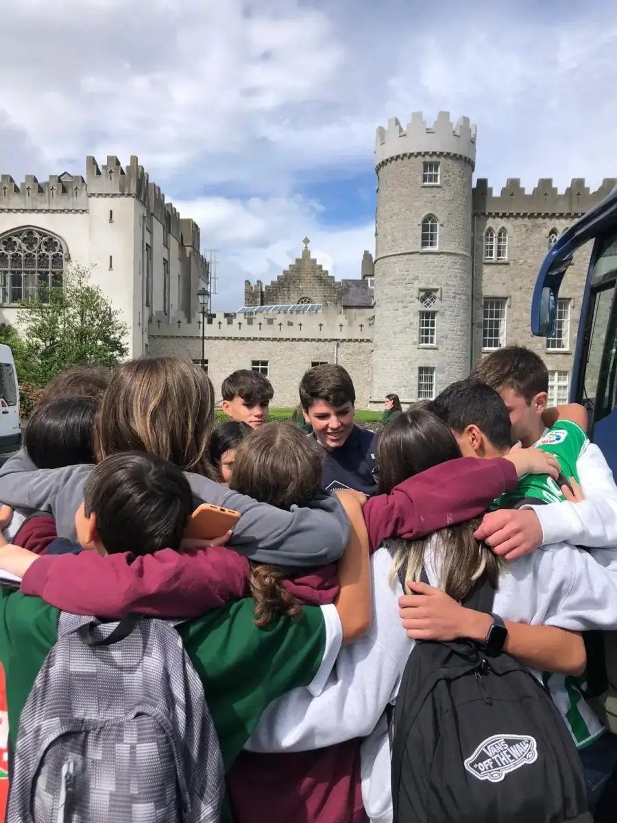 Niños en un campamento de verano en Irlanda