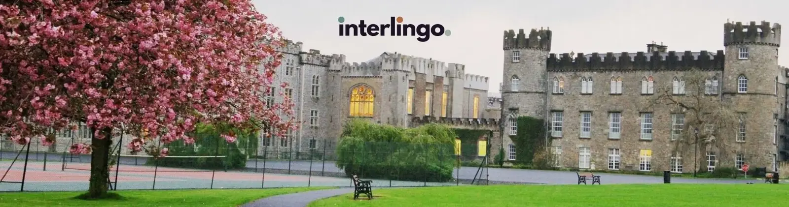 Internado británico histórico sede de campamento de verano